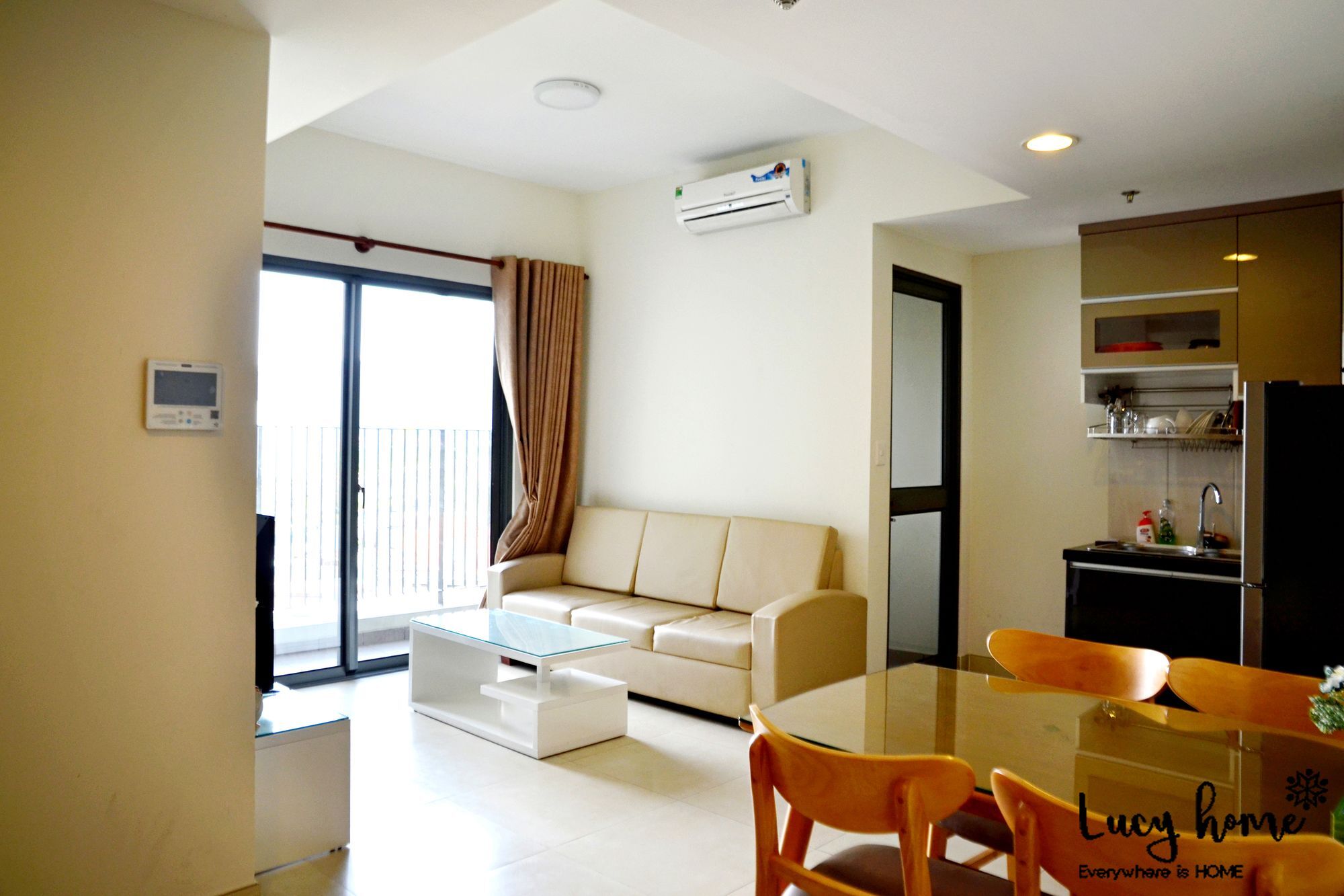 Lucyhome Masteri Thao Dien Căn hộ *